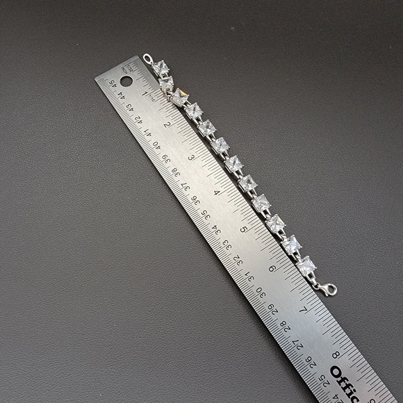925 Princess Cut Tennis Bracelet | Square CZ Crystal Line Bracelet - Picture 9 of 10